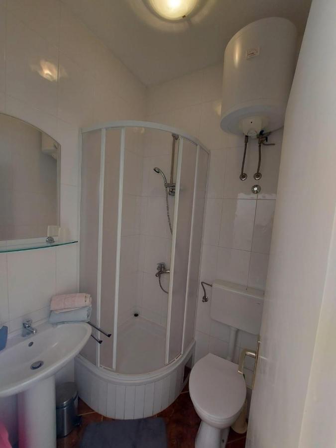 Apartments By The Sea Duce, Omis - 2731 Dugi Rat Exterior foto